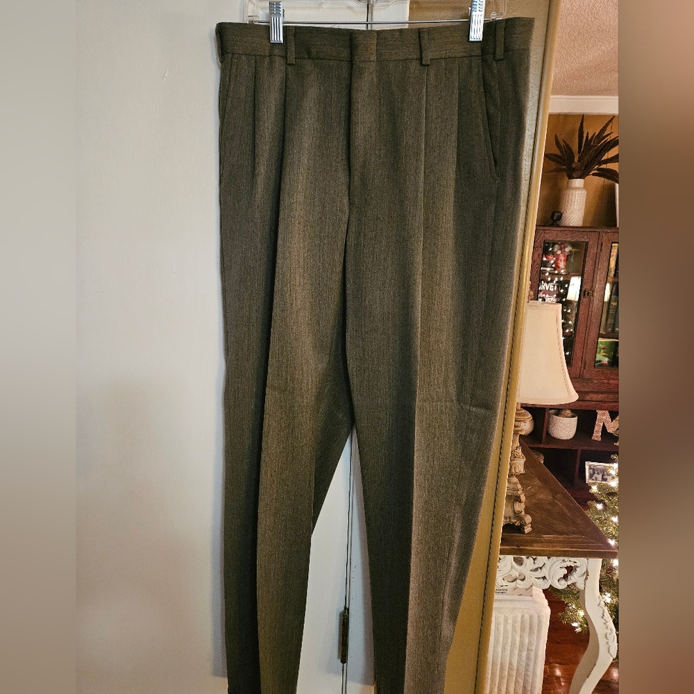 Men's Racquet Club Classic Gray Dress Pants